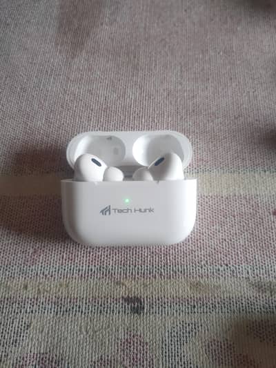 Tech Hunk Airpods Gen 3