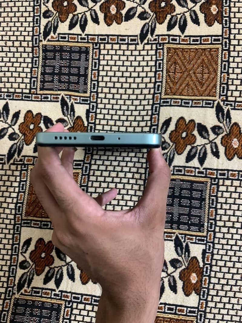 Xiaomi POCO C75 3