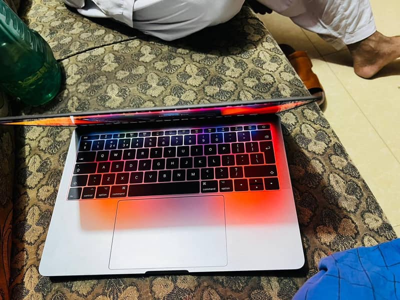macbook 1
