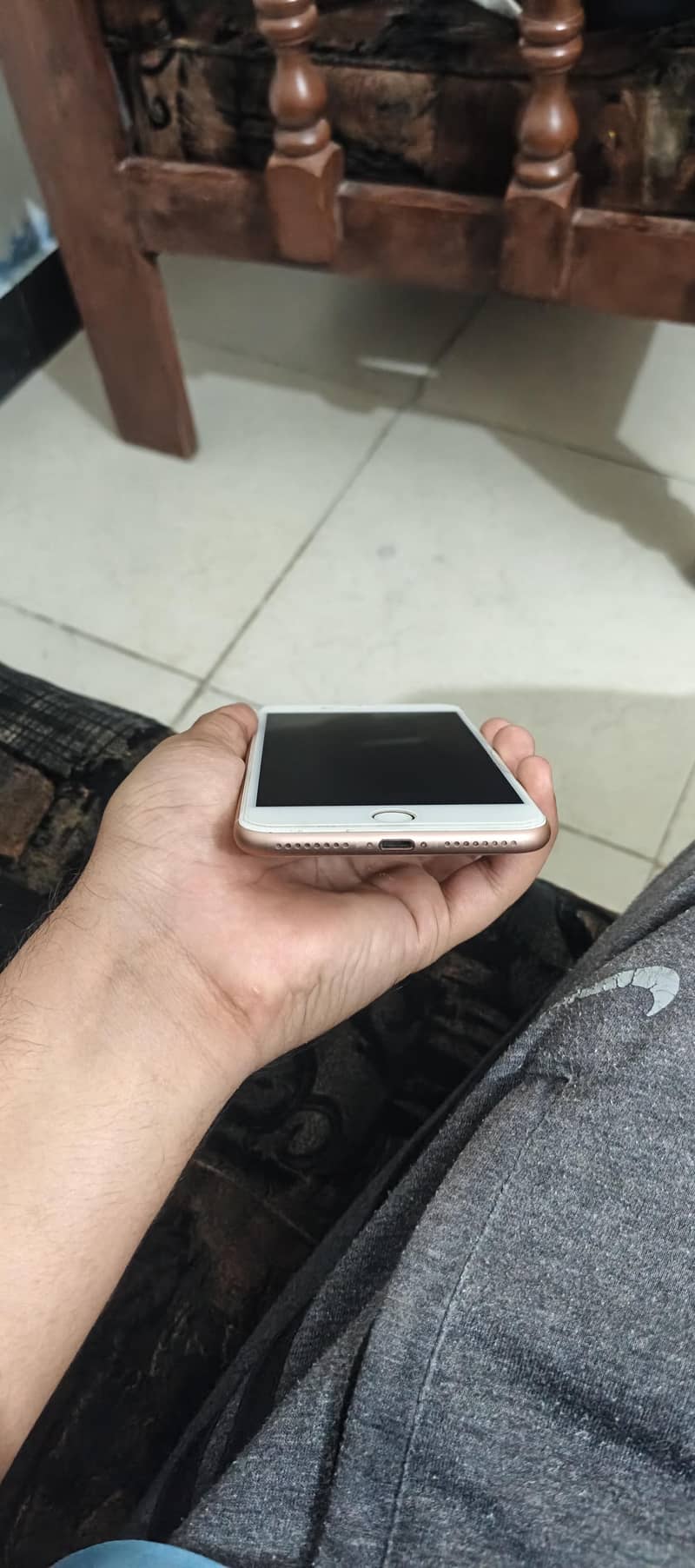 Apple iPhone 8 Plus 2