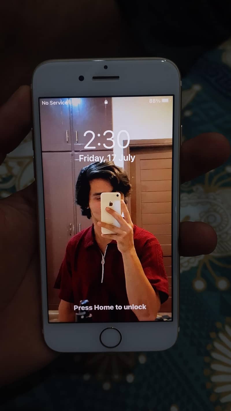 Apple iPhone 7 3