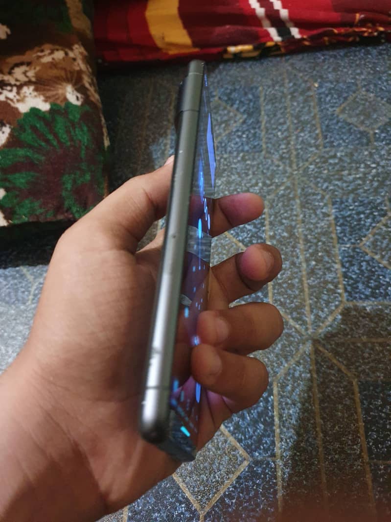 Google Pixel 7 3