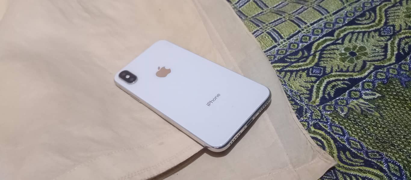 Apple iPhone X 1