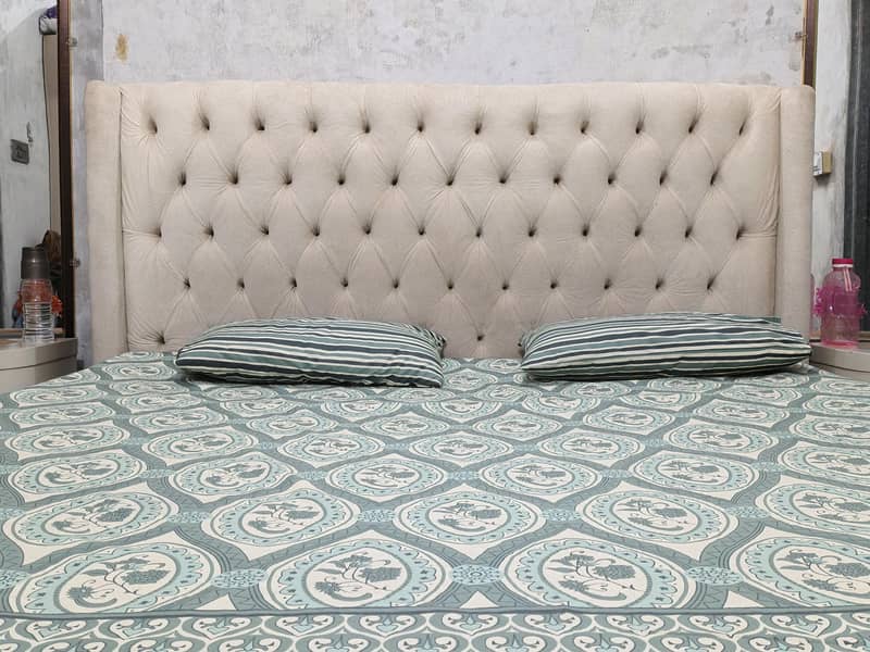 Bed sets 0