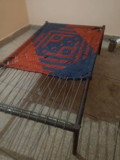 Single Metal Charpai for Sale – Strong Frame with Woven Rope