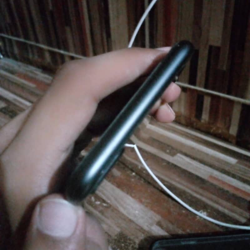 Apple iPhone 8 Plus 1