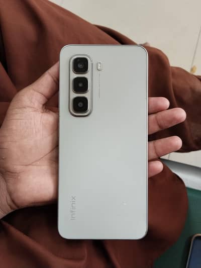 Infinix Hot 50 Pro