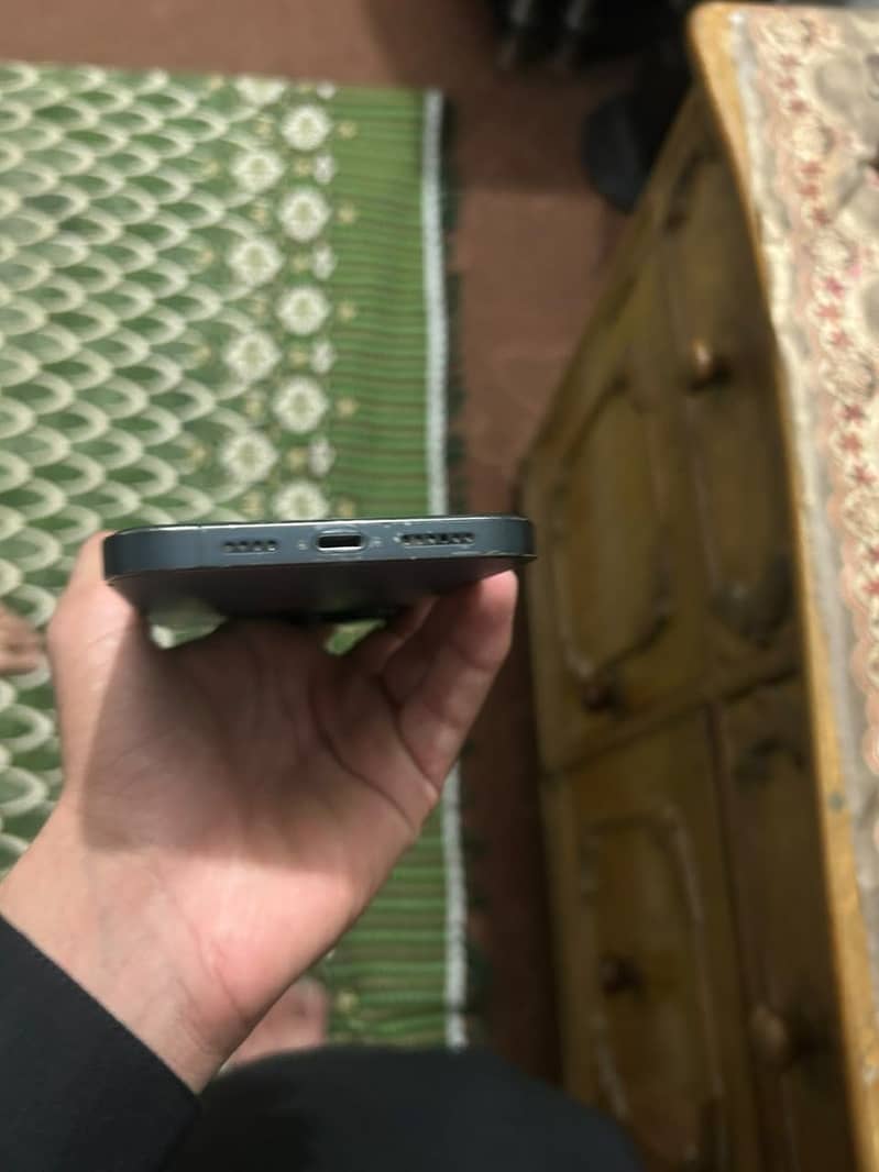 Iphone 12 pro max 1