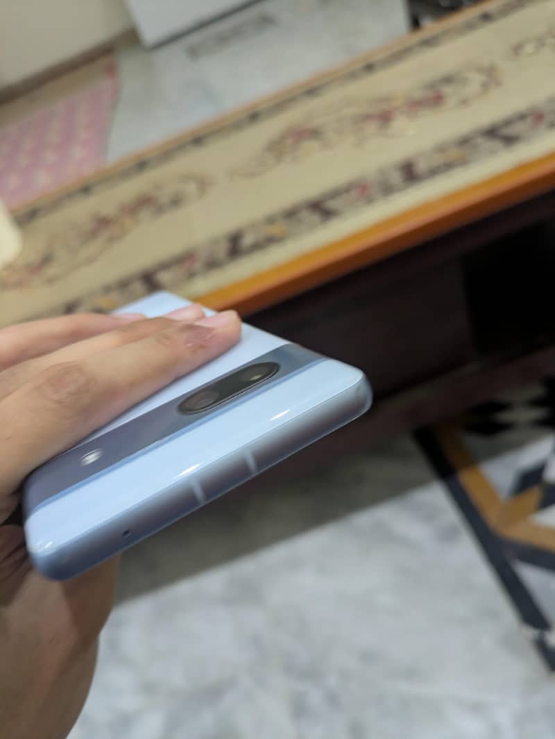 Google Pixel 7a 1