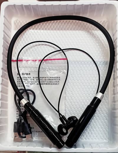 Neckband+Mp3+Bluetooth+Display Screen