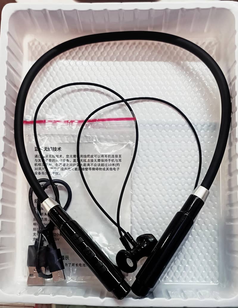 Neckband+Mp3+Bluetooth+Display Screen 0