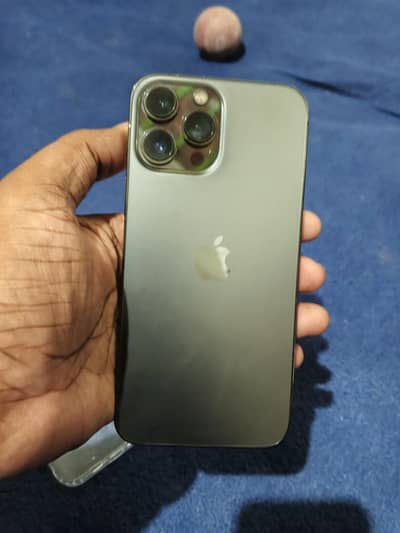 Apple iPhone 13 Pro Max 256 GB  battery health 90%