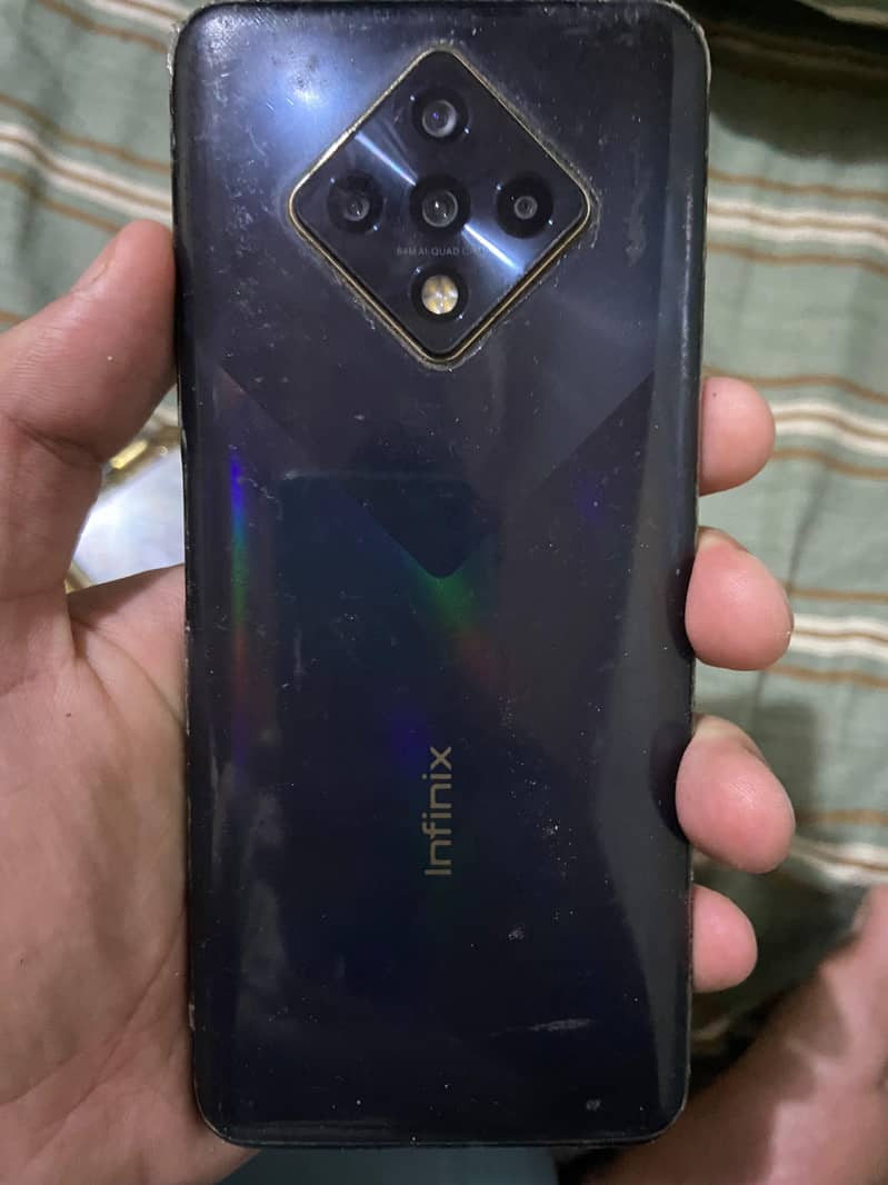 Infinix Zero 8 1