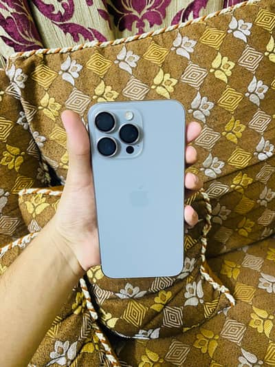 Apple iPhone 15 Pro Max