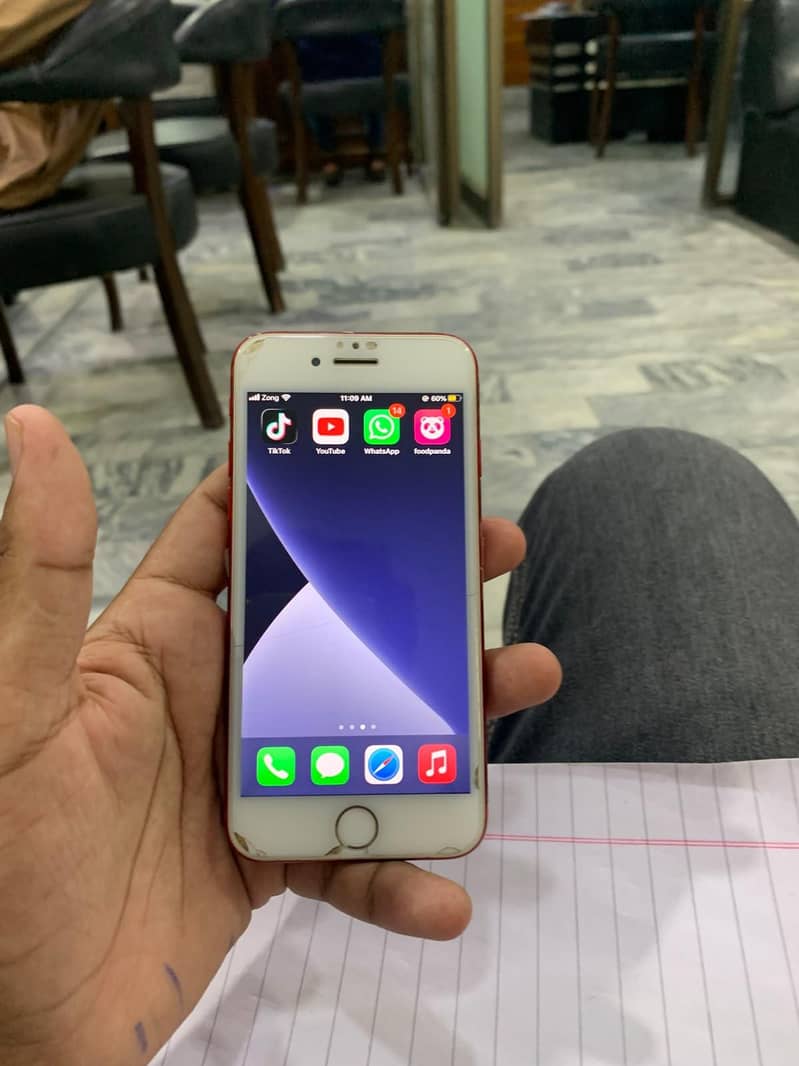 Apple iPhone 7 5