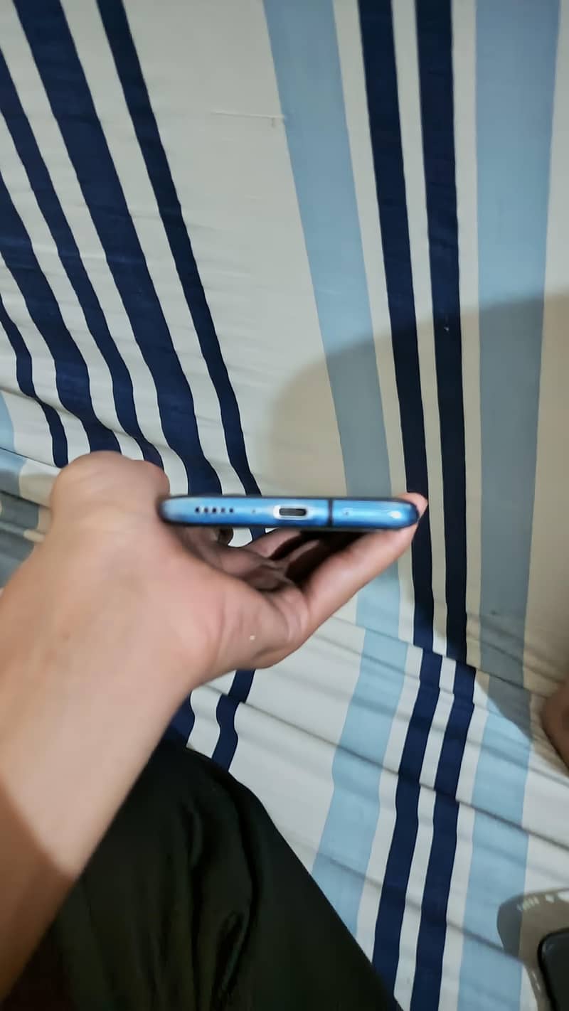 One Plus 7 Pro 4
