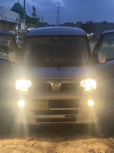 Nissan Clipper 2010