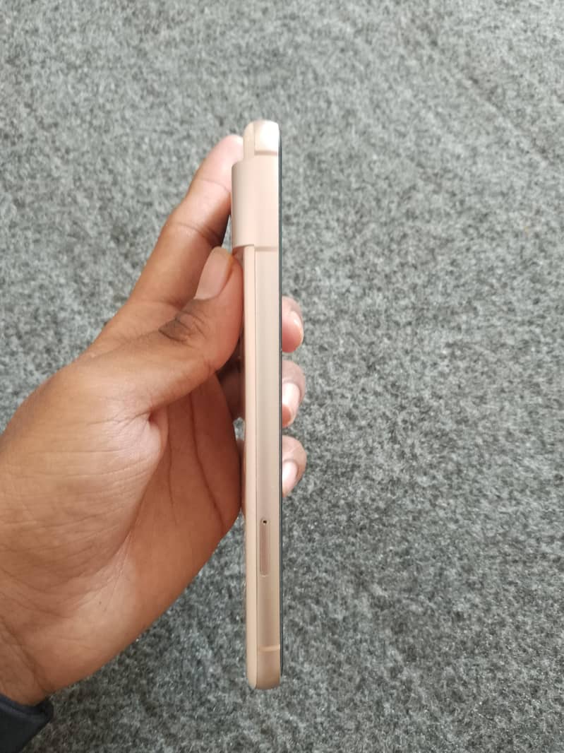 Google Pixel 8 3