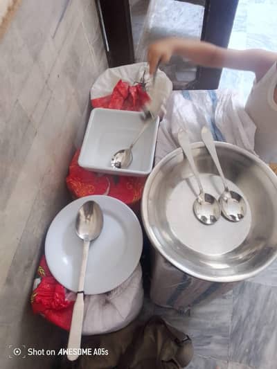 crockery for sale