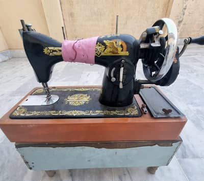Vintage Heavy Duty Sewing Machine | Excellent Condition