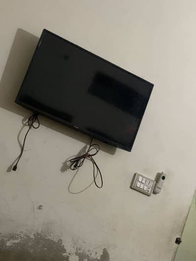 haier lcd 32 inch bilkul ok hai