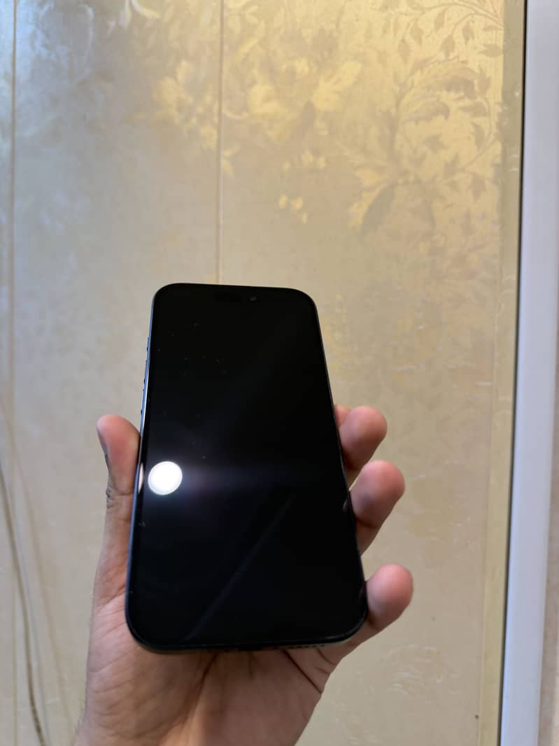 IPhone 16 7