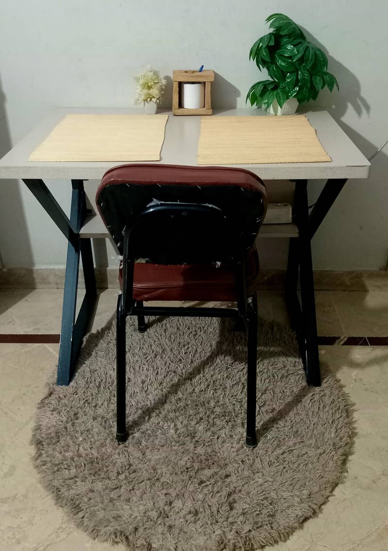 modern computer table 3