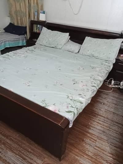 bedset for Urgent sale
