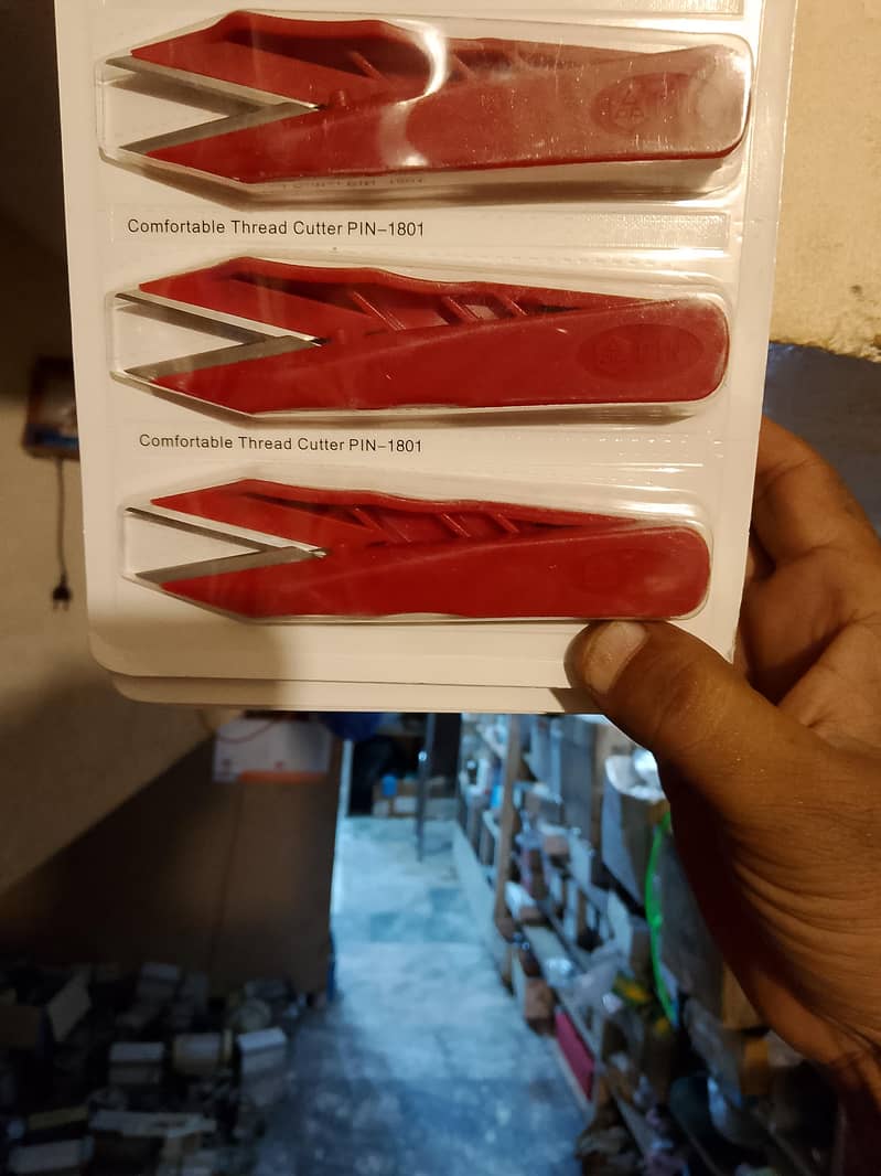 double edge thread cutter 1
