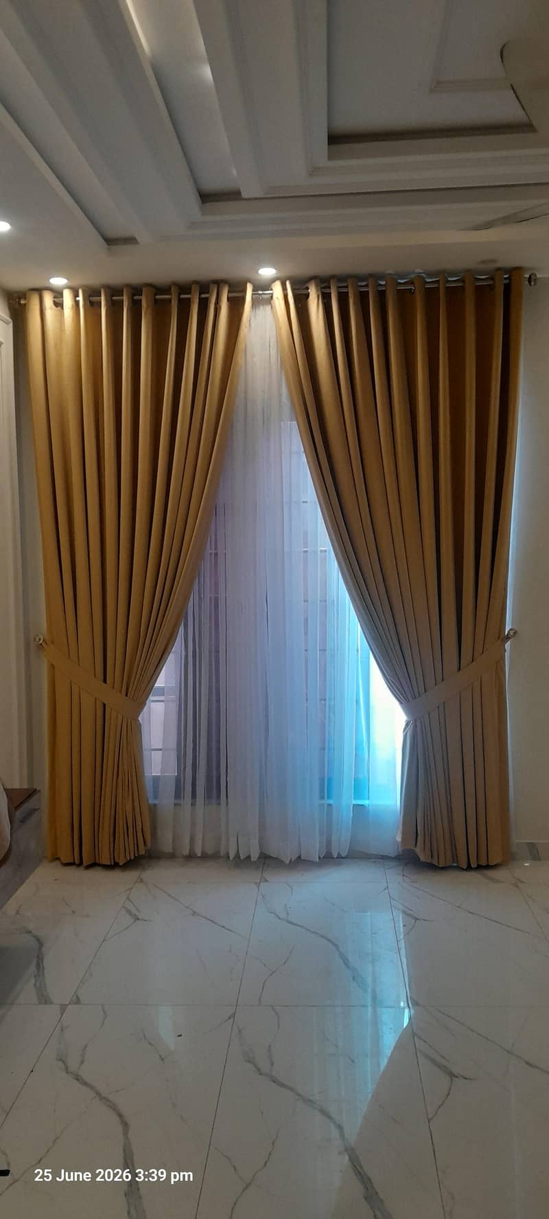 Curtain (Pardy) 0
