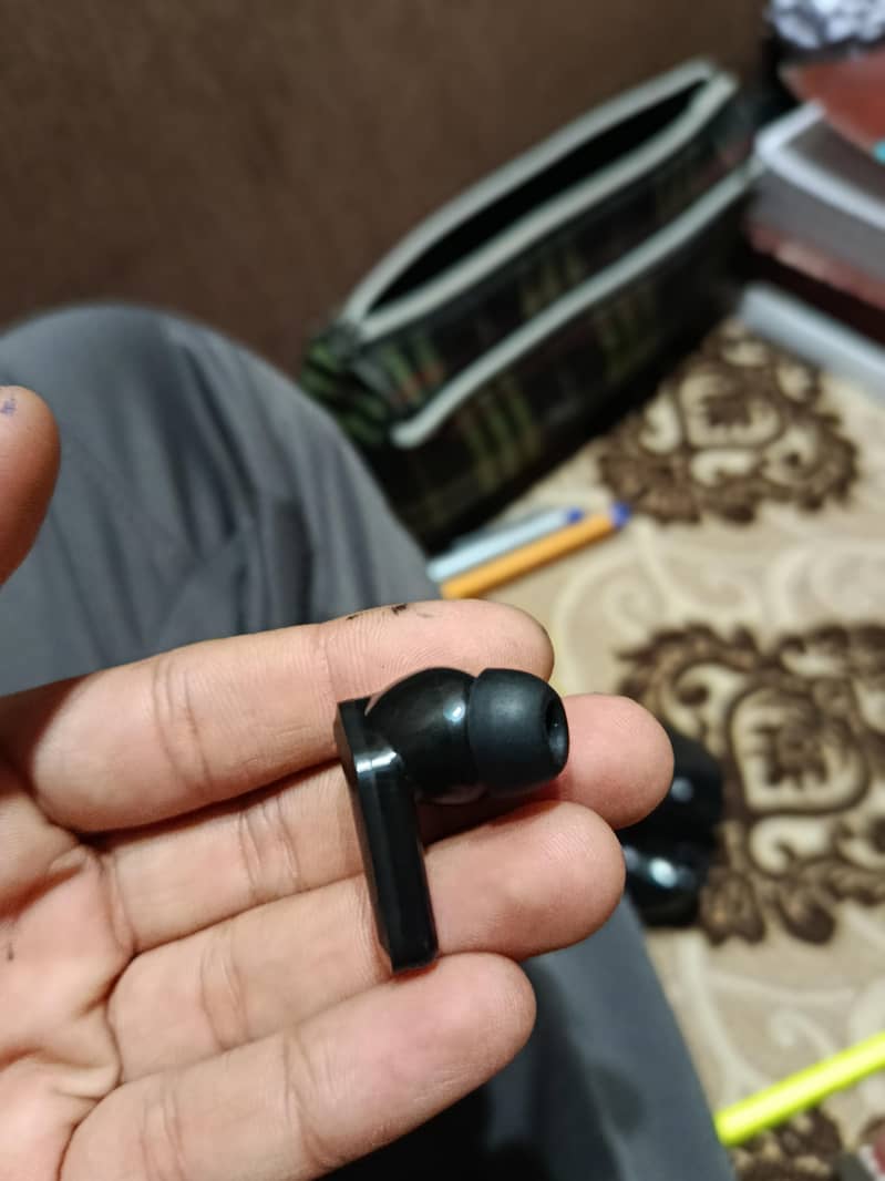 Zero Rover pro earbuds 12