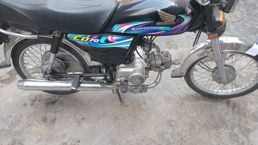 03703905977whtsuphonda70cc24model,genuine all urgent sale