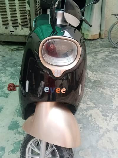 evee Scooty sale this