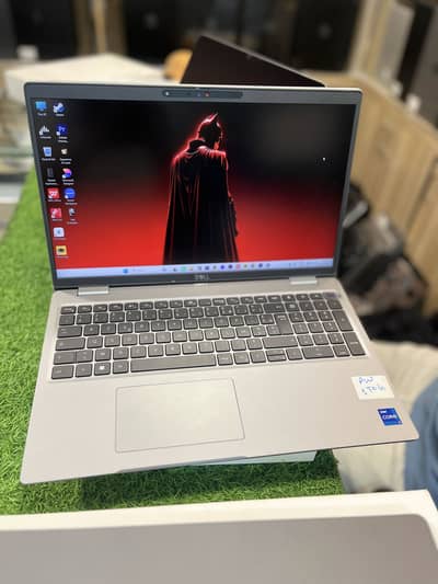 Core i7 12th Gen | 16GB RAM | 512GB NVMe SSD | 10/10 Condition
