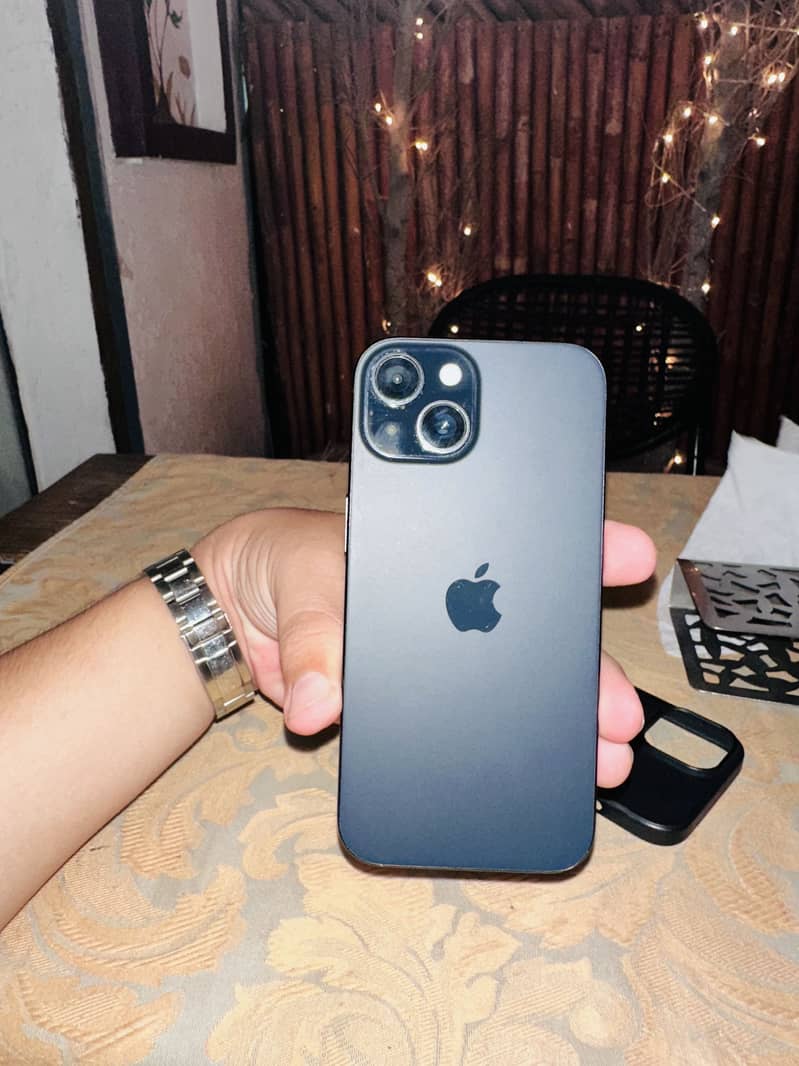 Apple iPhone 15 5
