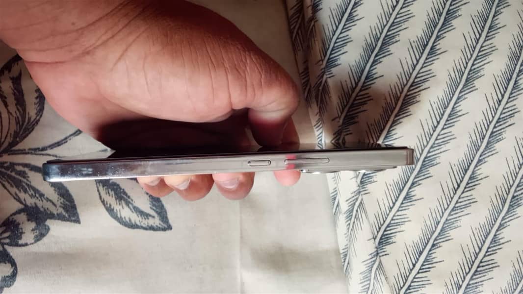 Infinix Note 40 2