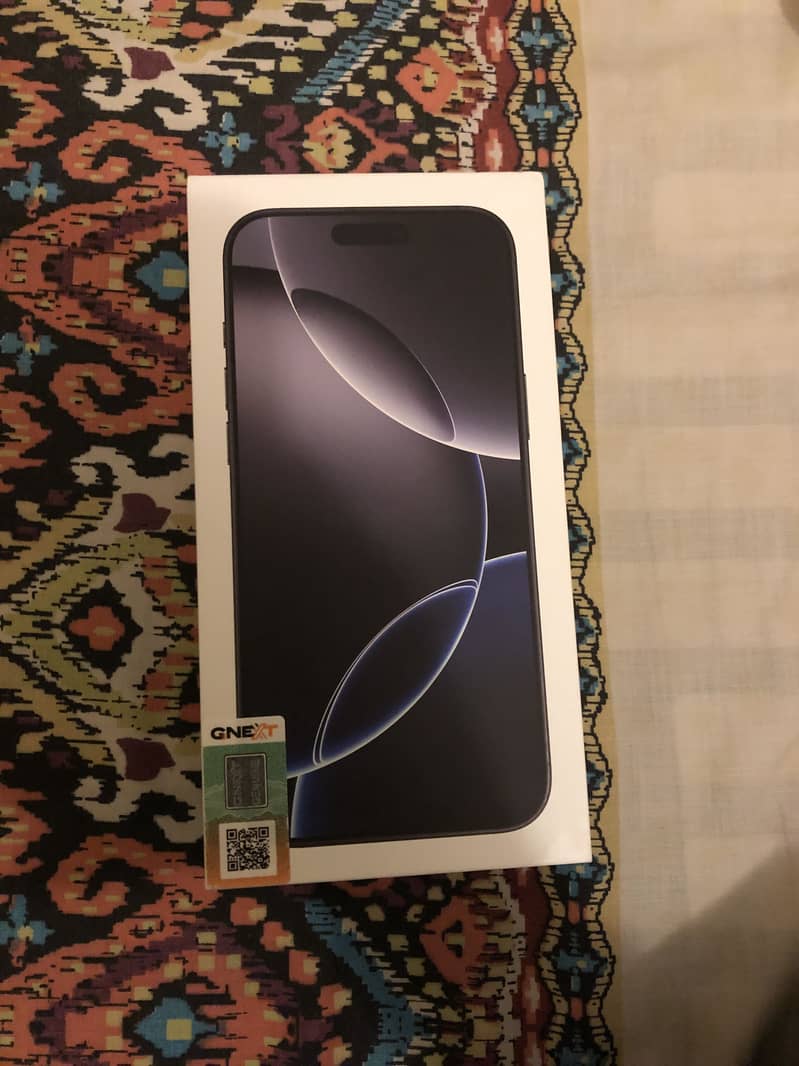 IPHONE 16 PRO MAX 9