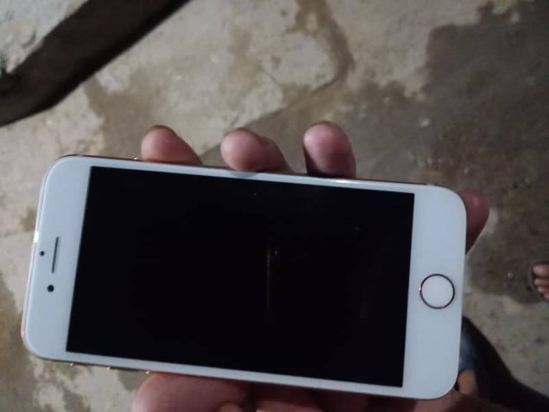 Apple iPhone 8 0