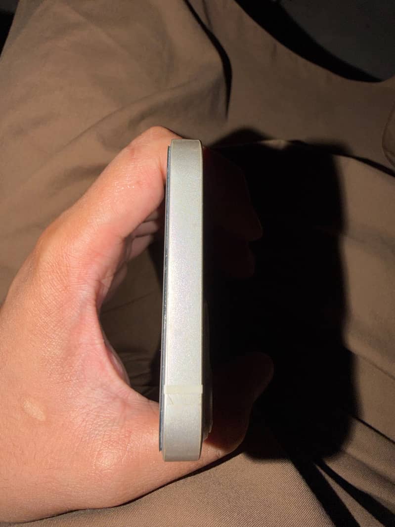 Iphone 13 2