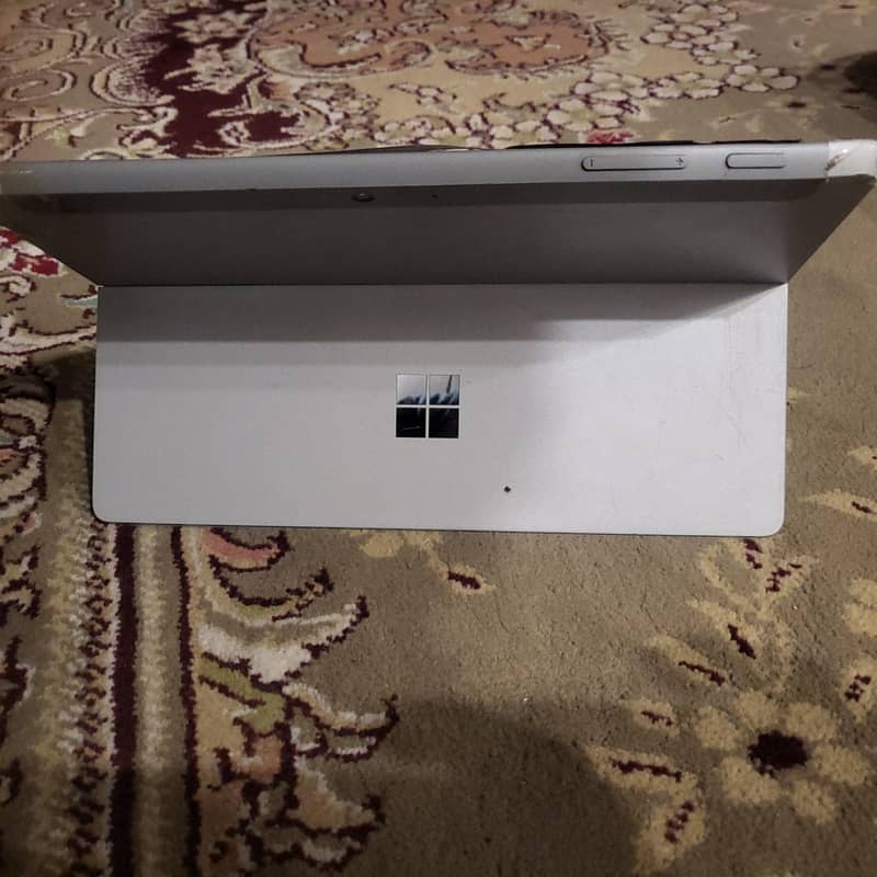 Microsoft Surface Go 2 8/128 Panel issue 3