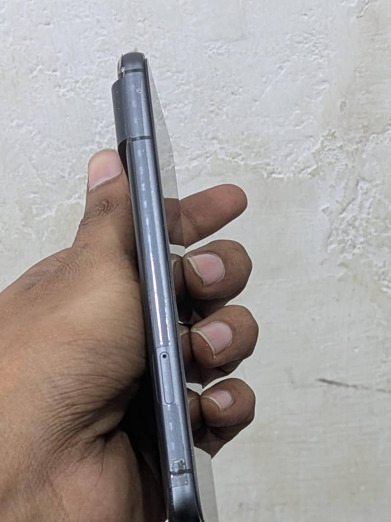 Google Pixel 8 2