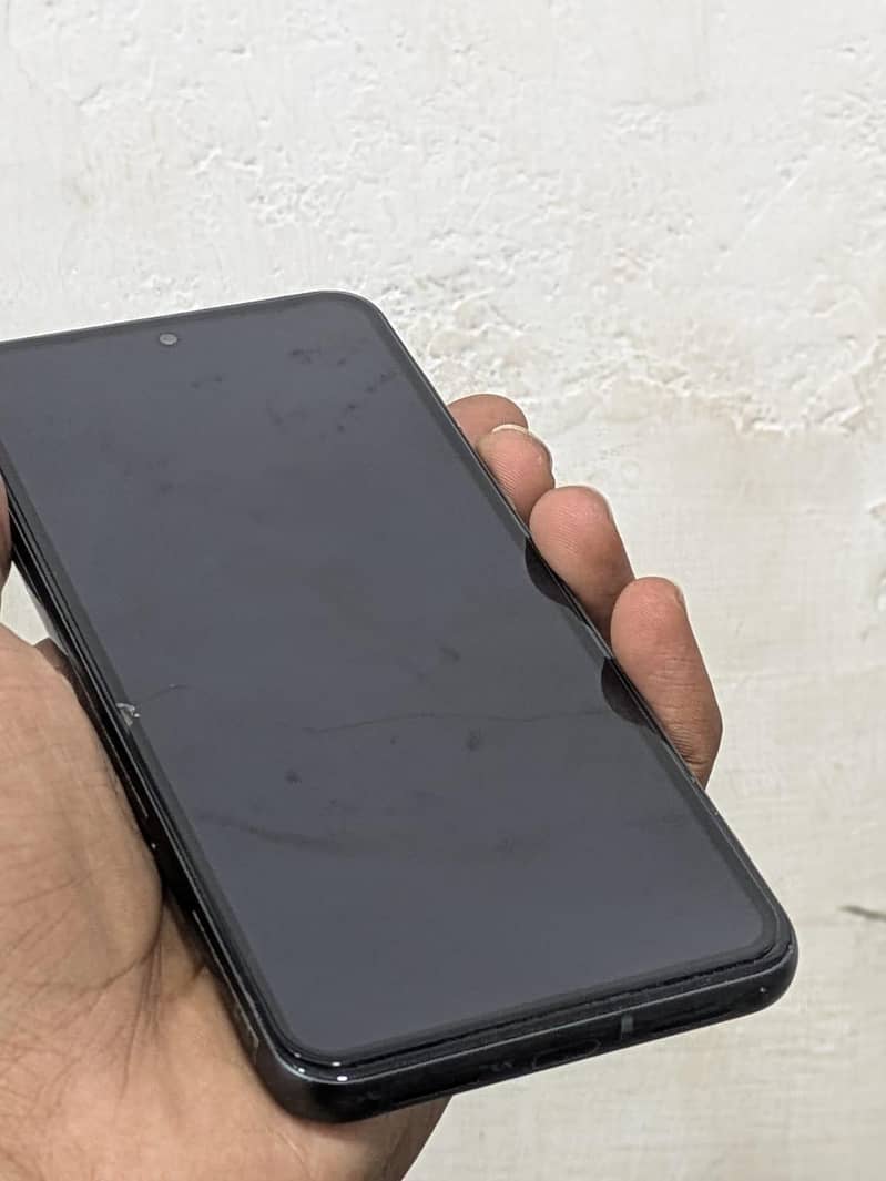 Google Pixel 8 4