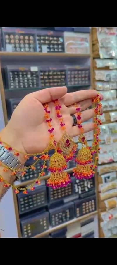 artificall jewelery