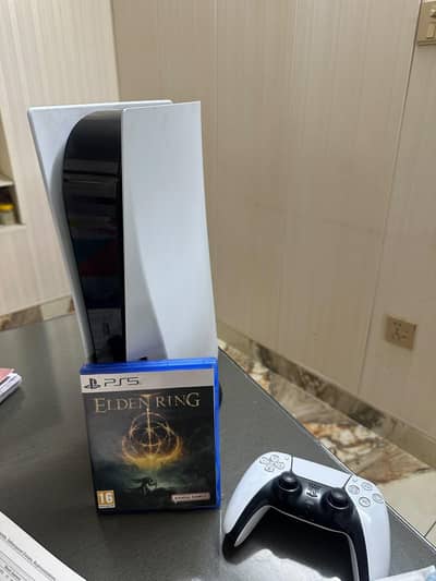 Playstation 5 fat disc edition, slightly used. With elden ring ps5