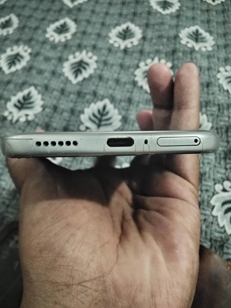 Infinix note edge 3