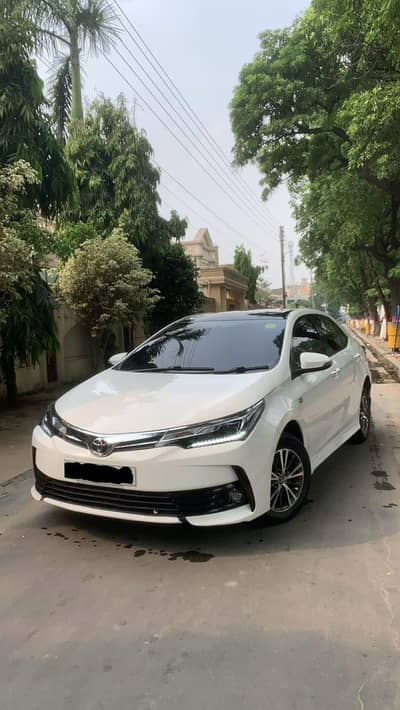 2015 Altis Grande 1.8 Manual 6 speed