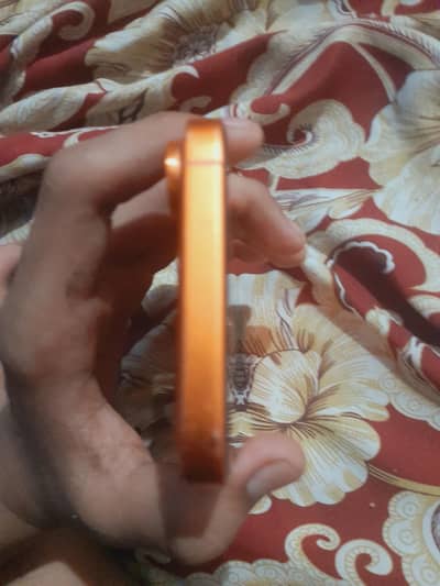 Apple iPhone XR