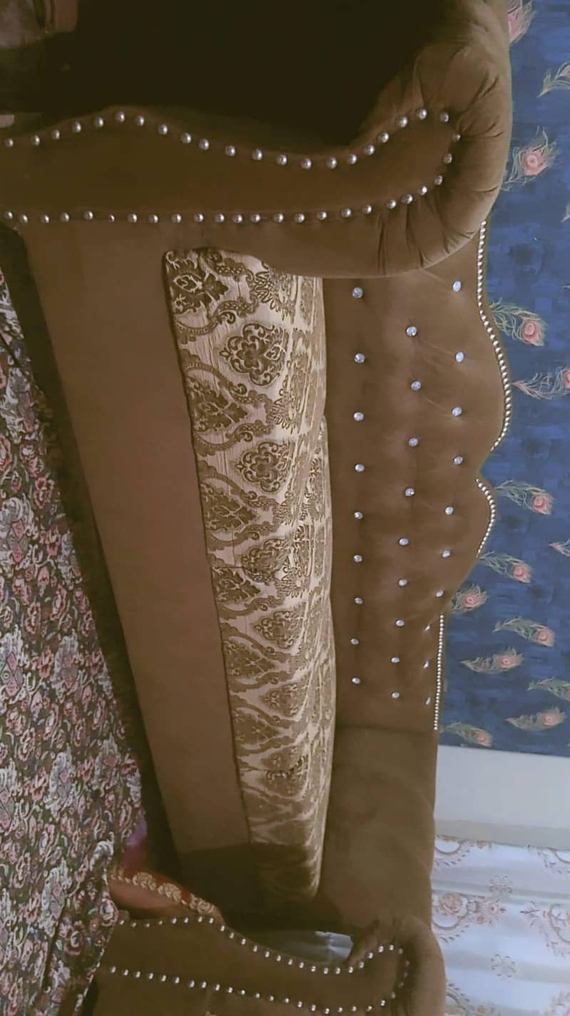 sofa set achi condition 1