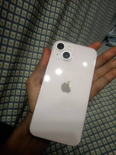 Apple iPhone 13