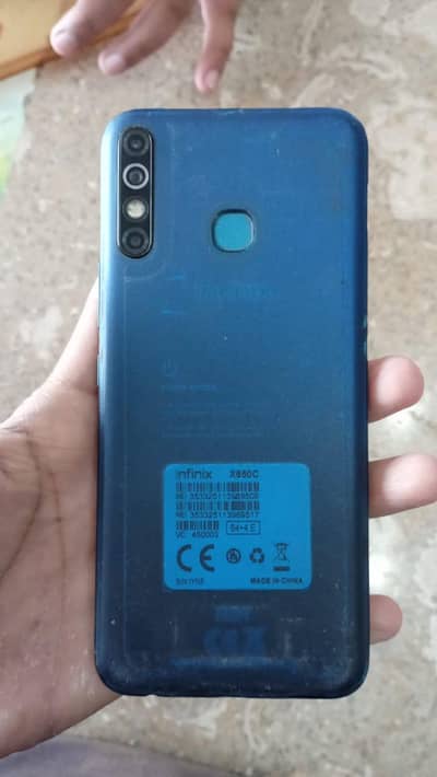 Infinix Hot 8